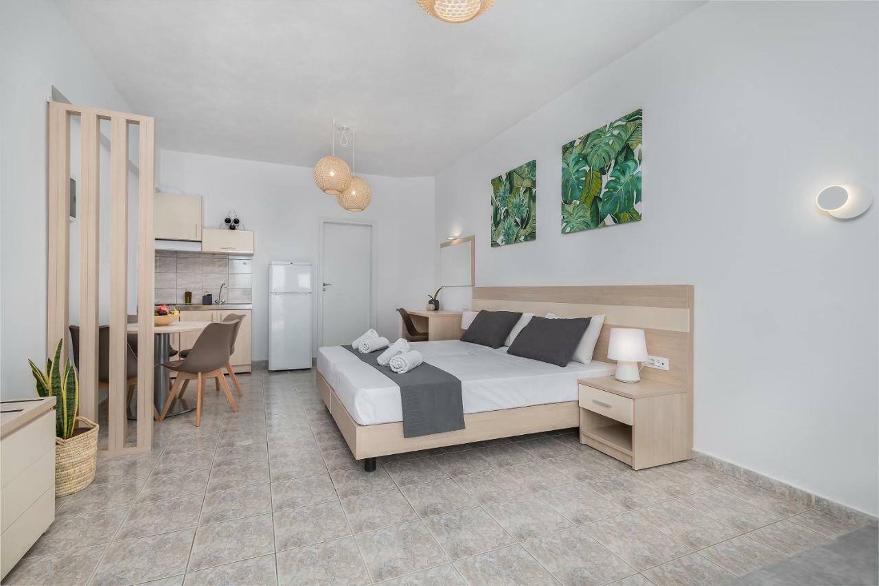 V&C Paradise Apartments Rodhákinon Buitenkant foto